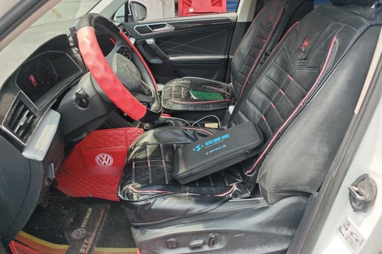 Used Volkswagen Tiguan L New Energy 2023 430 PHEV Plug-in Hybrid Prestige Edition Left Front Seat