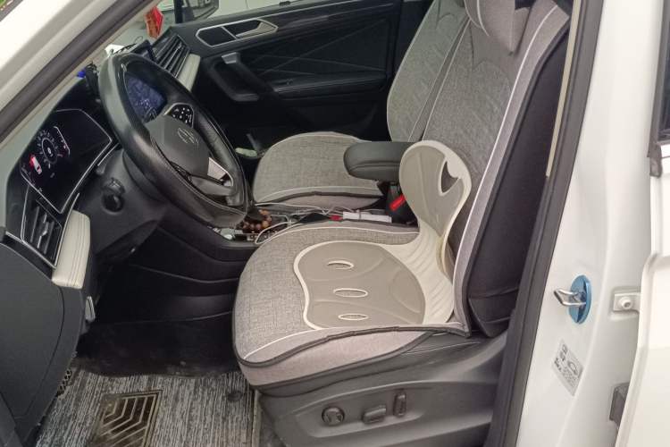 Used Volkswagen Tiguan L New Energy 2023 430 PHEV Plug-in Hybrid Flagship Edition Left Front Seat