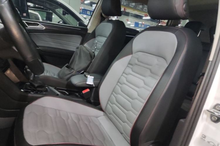 Used Volkswagen Tiguan L New Energy 2023 430 PHEV Plug-in Hybrid Flagship Edition Left Front Seat