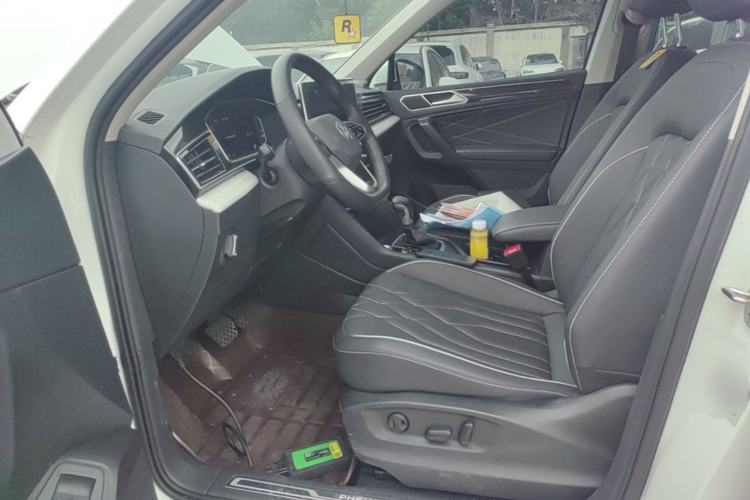 Used Volkswagen Tiguan L New Energy 2023 430 PHEV Plug-in Hybrid Prestige Edition Left Front Seat