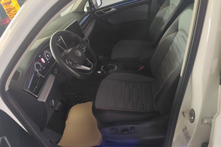 Used Volkswagen Tiguan L New Energy 2023 430 PHEV Plug-in Hybrid Flagship Edition Left Front Seat