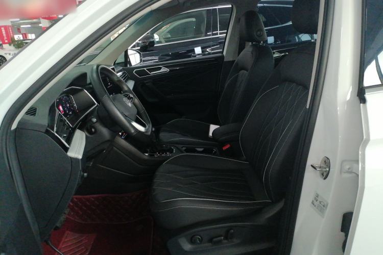 Used Volkswagen Tiguan L New Energy 2023 430 PHEV Plug-in Hybrid Prestige Edition Left Front Seat