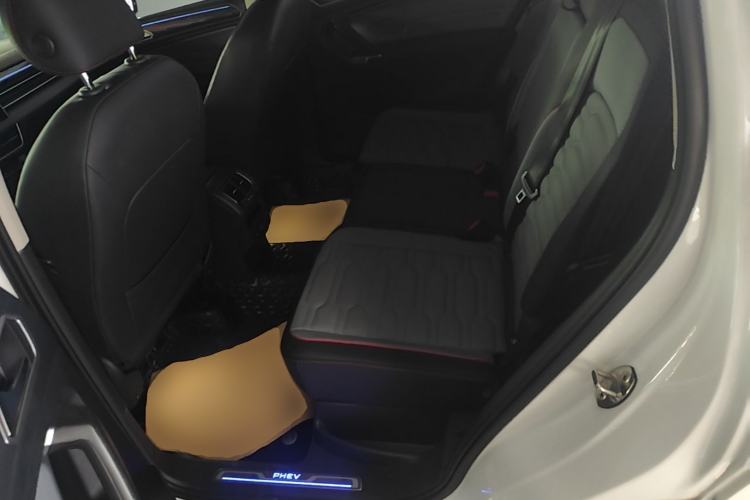 Used Volkswagen Tiguan L New Energy 2023 430 PHEV Plug-in Hybrid Flagship Edition Left Rear Seat