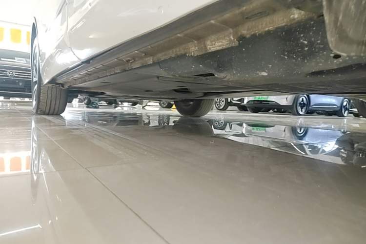Used Volkswagen Tiguan L New Energy 2023 430 PHEV Plug-in Hybrid Flagship Edition Left Side Sill