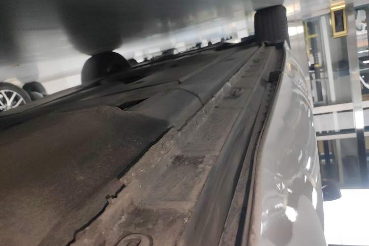 Used Volkswagen Tiguan L New Energy 2023 430 PHEV Plug-in Hybrid Flagship Edition Left Side Sill