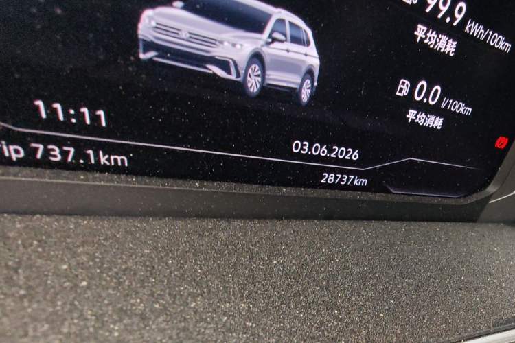 Used Volkswagen Tiguan L New Energy 2023 430 PHEV Plug-in Hybrid Prestige Edition Odometer Close Up