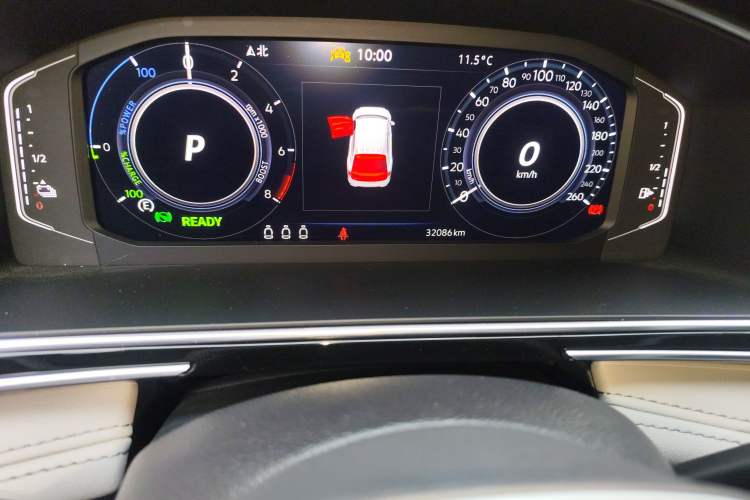 Used Volkswagen Tiguan L New Energy 2023 430 PHEV Plug-in Hybrid Prestige Edition Odometer Close Up