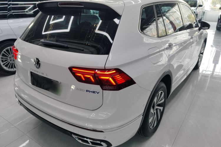 Used Volkswagen Tiguan L New Energy 2023 430 PHEV Plug-in Hybrid Flagship Edition Rear Right 45 Deg