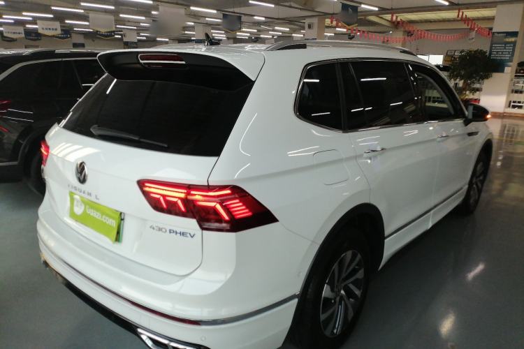 Used Volkswagen Tiguan L New Energy 2023 430 PHEV Plug-in Hybrid Prestige Edition Rear Right 45 Deg