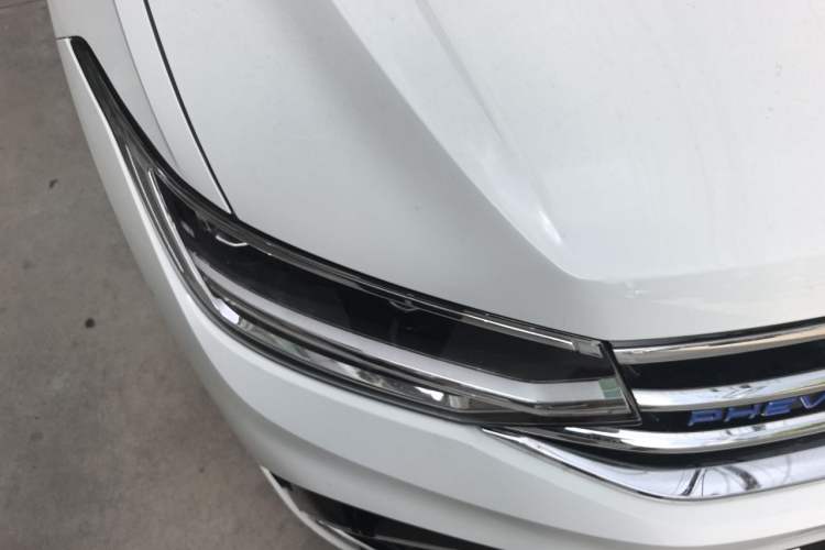 Used Volkswagen Tiguan L New Energy 2023 430 PHEV Plug-in Hybrid Prestige Edition Right Front Headlight