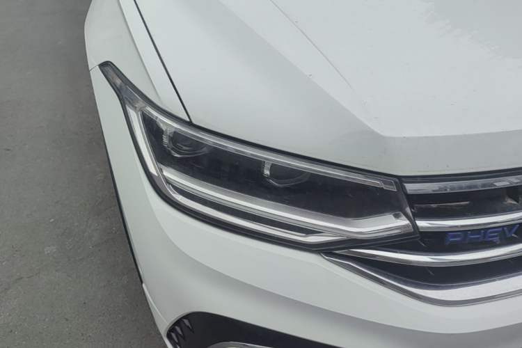 Used Volkswagen Tiguan L New Energy 2023 430 PHEV Plug-in Hybrid Prestige Edition Right Front Headlight