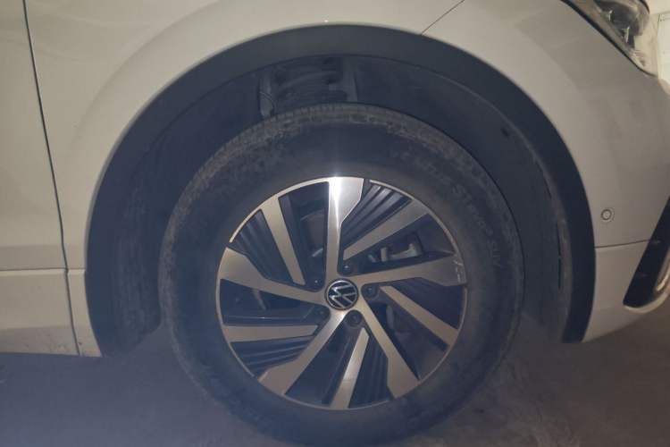 Used Volkswagen Tiguan L New Energy 2023 430 PHEV Plug-in Hybrid Prestige Edition Right Front Wheel Hub
