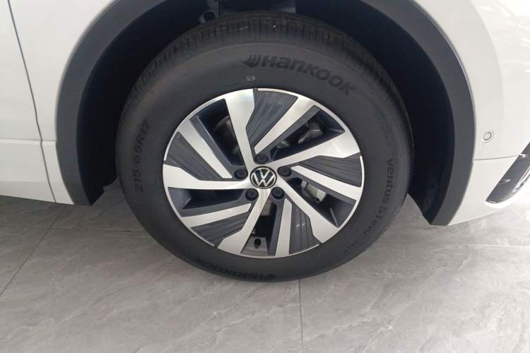 Used Volkswagen Tiguan L New Energy 2023 430 PHEV Plug-in Hybrid Prestige Edition Right Front Wheel Hub
