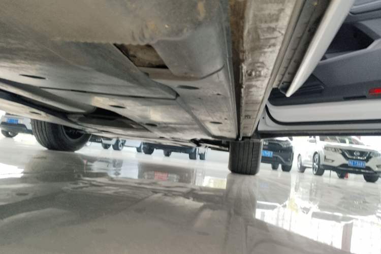 Used Volkswagen Tiguan L New Energy 2023 430 PHEV Plug-in Hybrid Flagship Edition Right Side Sill