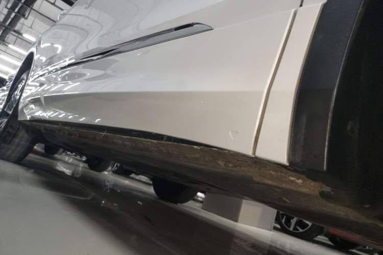 Used Volkswagen Tiguan L New Energy 2023 430 PHEV Plug-in Hybrid Flagship Edition Right Side Sill