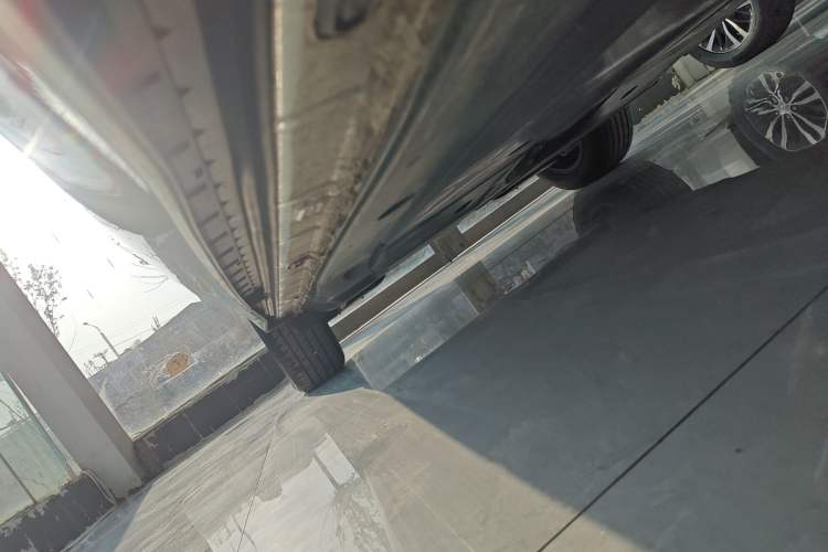 Used Volkswagen Tiguan L New Energy 2023 430 PHEV Plug-in Hybrid Flagship Edition Right Side Sill