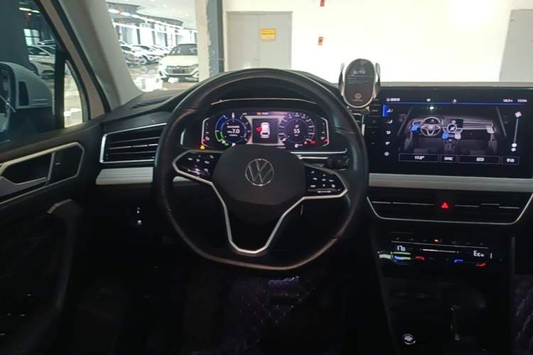 Used Volkswagen Tiguan L New Energy 2023 430 PHEV Plug-in Hybrid Prestige Edition Steering Wheel
