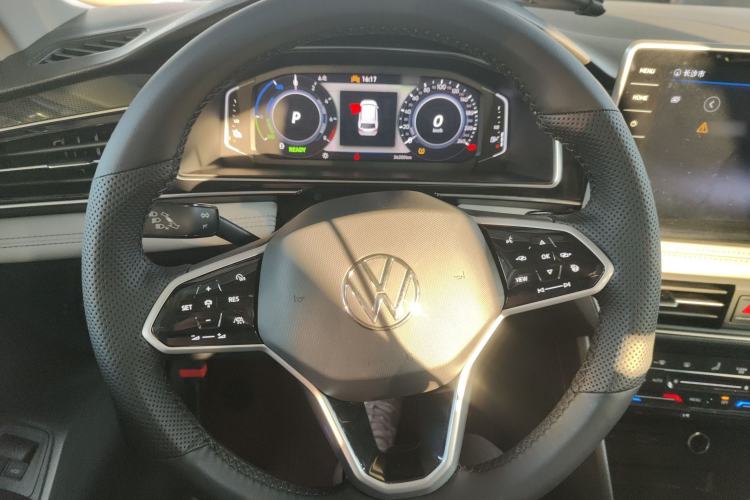 Used Volkswagen Tiguan L New Energy 2023 430 PHEV Plug-in Hybrid Prestige Edition Steering Wheel