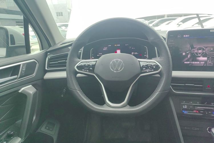 Used Volkswagen Tiguan L New Energy 2023 430 PHEV Plug-in Hybrid Prestige Edition Steering Wheel