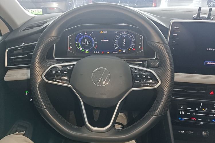 Used Volkswagen Tiguan L New Energy 2023 430 PHEV Plug-in Hybrid Prestige Edition Steering Wheel