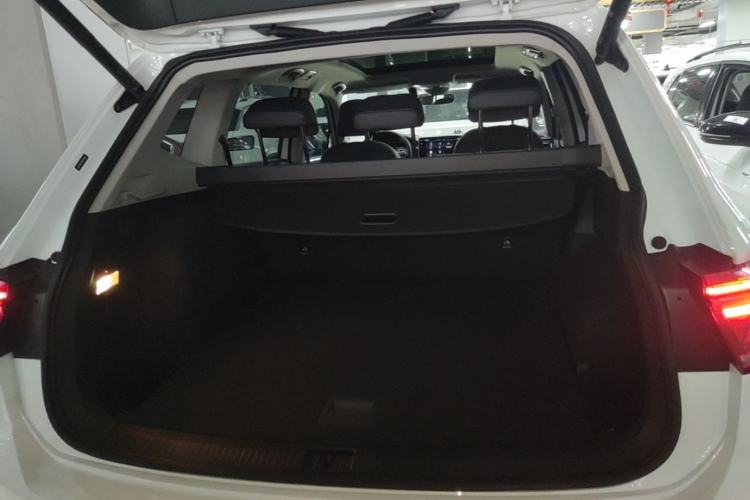Used Volkswagen Tiguan L New Energy 2023 430 PHEV Plug-in Hybrid Flagship Edition Trunk