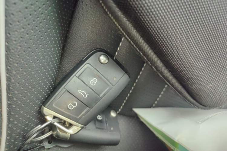 Used Volkswagen Tiguan L New Energy 2023 430 PHEV Plug-in Hybrid Prestige Edition Vehicle Key