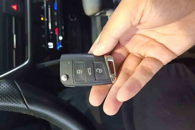 Used Volkswagen Tiguan L New Energy 2023 430 PHEV Plug-in Hybrid Prestige Edition Vehicle Key