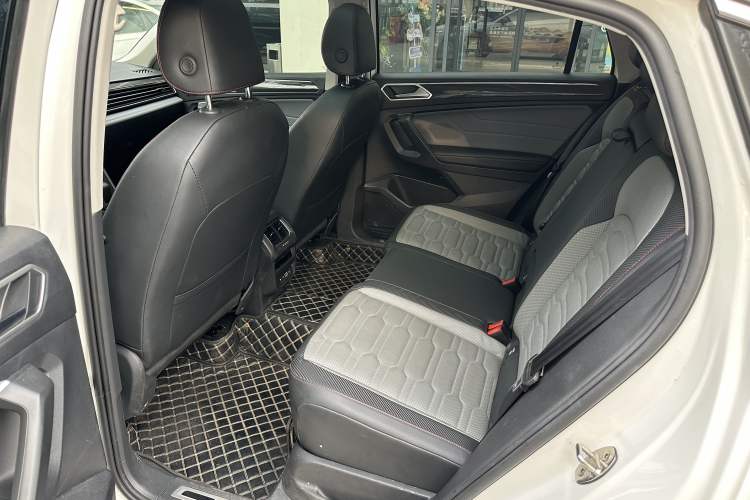 Used Volkswagen Tiguan X 2022 330TSI Two-Wheel-Drive Flagship Edition Interior 5