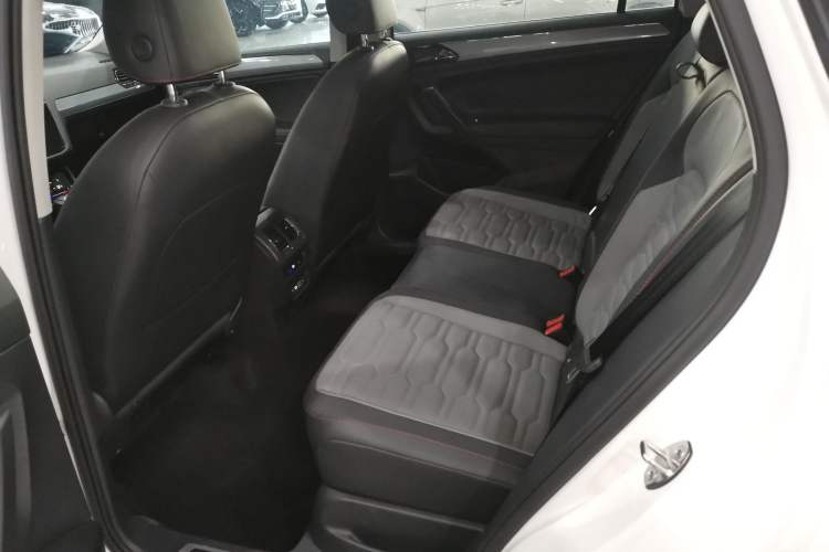 Used Volkswagen Tiguan X 2021 330TSI Two-Wheel-Drive Flagship Edition Left Rear Seat
