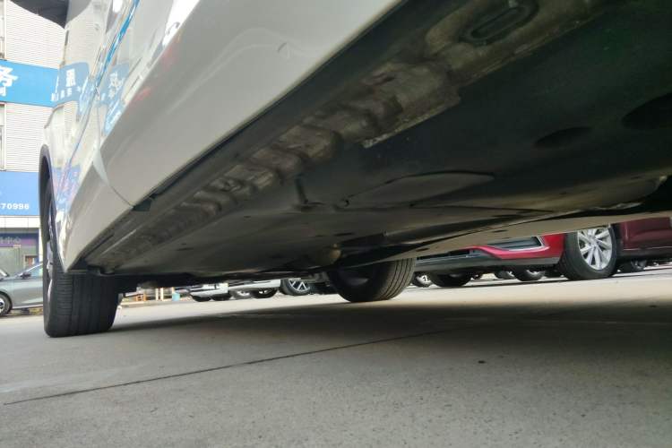 Used Volkswagen Tiguan X 2022 330TSI Two-Wheel-Drive Flagship Edition Left Side Sill