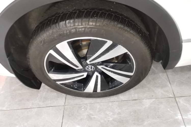 Used Volkswagen Tiguan X 2021 330TSI Two-Wheel-Drive Flagship Edition Right Rear Wheel Hub