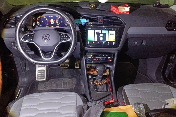 Used Volkswagen Tiguan X 2021 330TSI Two-Wheel Drive Enjoyment Version Center Console