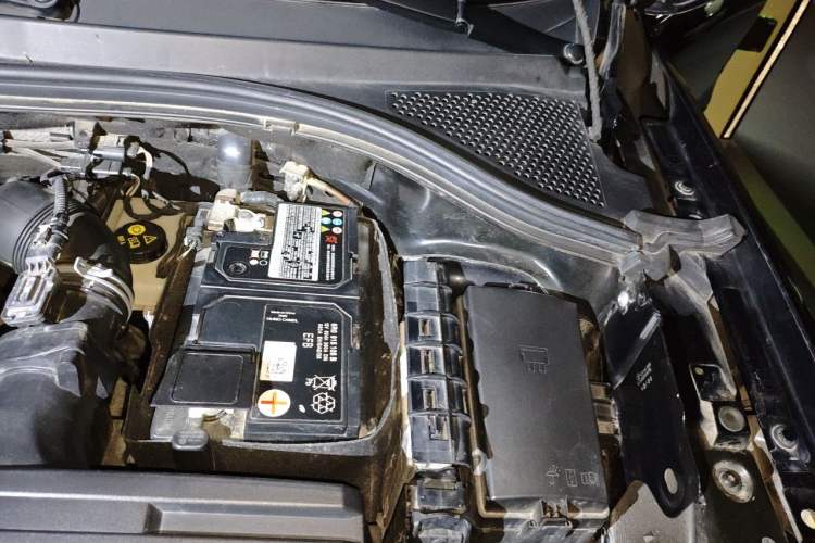 Used Volkswagen Tiguan X 2021 330TSI Two-Wheel Drive Enjoyment Version Engine Bay Left