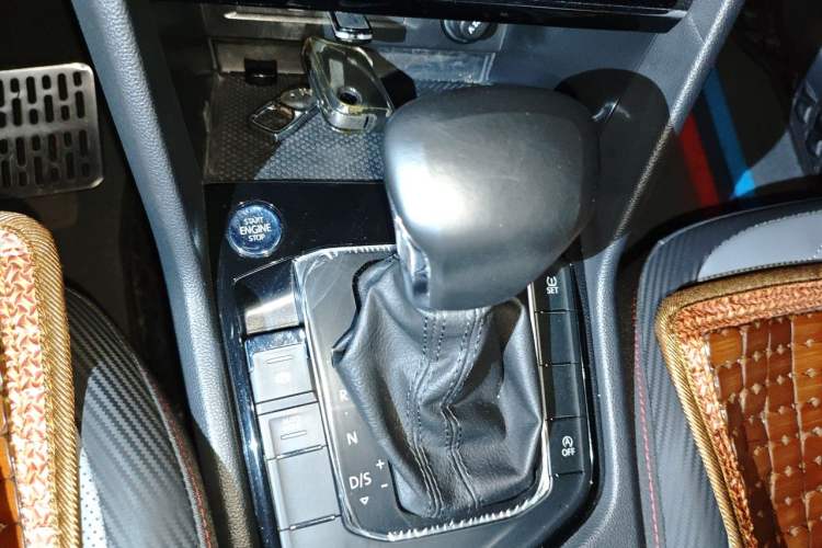 Used Volkswagen Tiguan X 2021 330TSI Two-Wheel Drive Enjoyment Version Gear Lever
