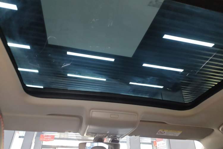 Used Volkswagen Tiguan X 2021 330TSI Two-Wheel-Drive Flagship Edition Headliner