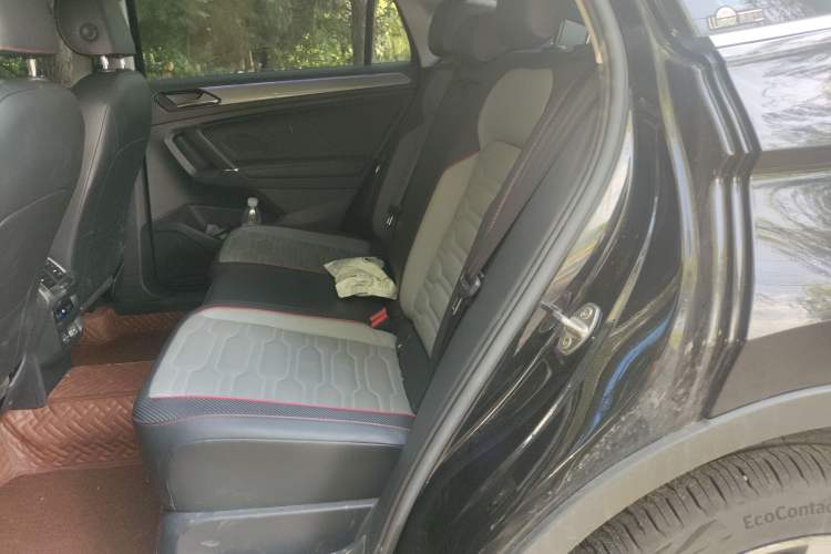 Used Volkswagen Tiguan X 2021 330TSI Two-Wheel-Drive Prestige Flagship Edition Left Rear Seat