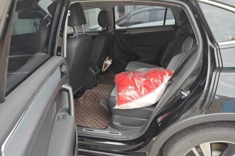 Used Volkswagen Tiguan X 2021 330TSI Two-Wheel-Drive Flagship Edition Left Rear Seat