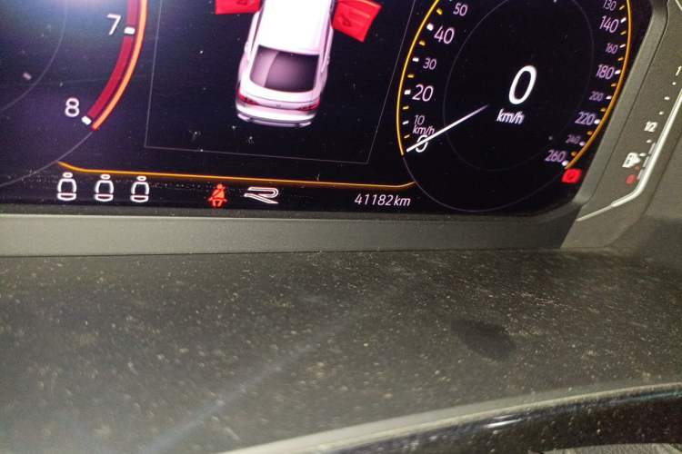 Used Volkswagen Tiguan X 2021 330TSI Two-Wheel Drive Enjoyment Version Odometer Close Up
