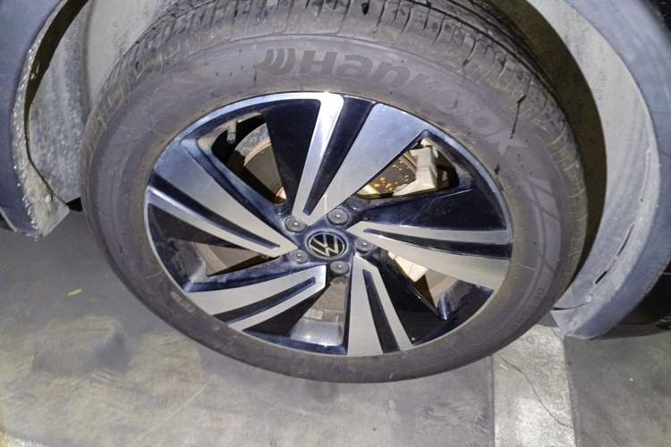 Used Volkswagen Tiguan X 2021 330TSI Two-Wheel Drive Enjoyment Version Right Front Wheel Hub