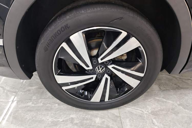 Used Volkswagen Tiguan X 2021 330TSI Two-Wheel-Drive Flagship Edition Right Rear Wheel Hub