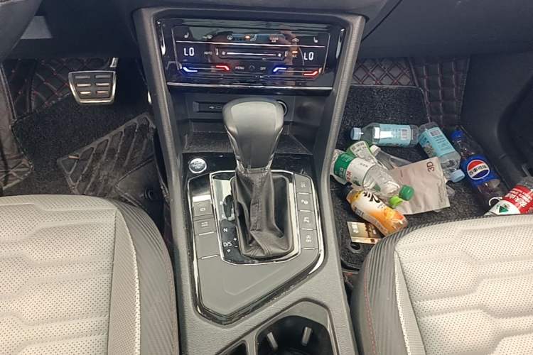 Used Volkswagen Tiguan X 2021 330TSI Two-Wheel-Drive Flagship Edition Gear Lever
