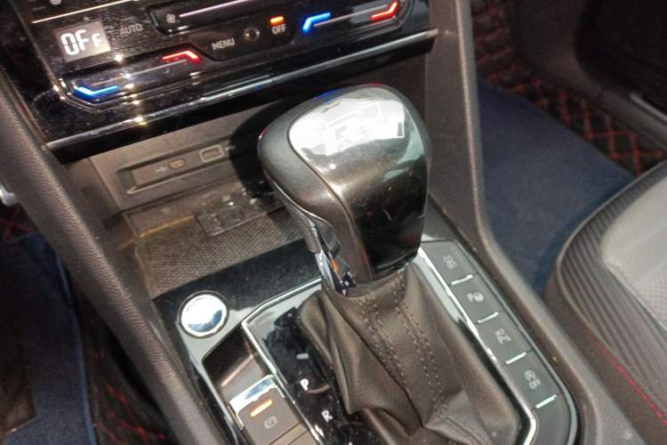 Used Volkswagen Tiguan X 2021 330TSI Two-Wheel-Drive Flagship Edition Gear Lever