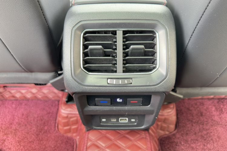 Used Volkswagen Tiguan X 2021 330TSI Two-Wheel Drive Enjoyment Version Interior 8