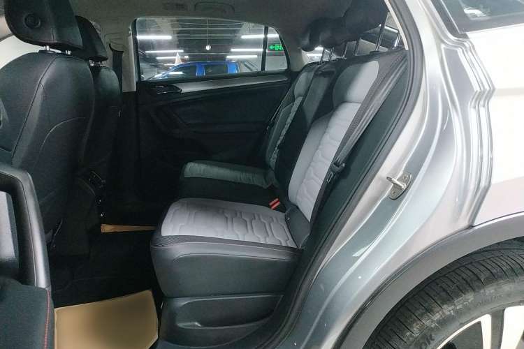 Used Volkswagen Tiguan X 2021 330TSI Two-Wheel Drive Enjoyment Version Left Rear Seat