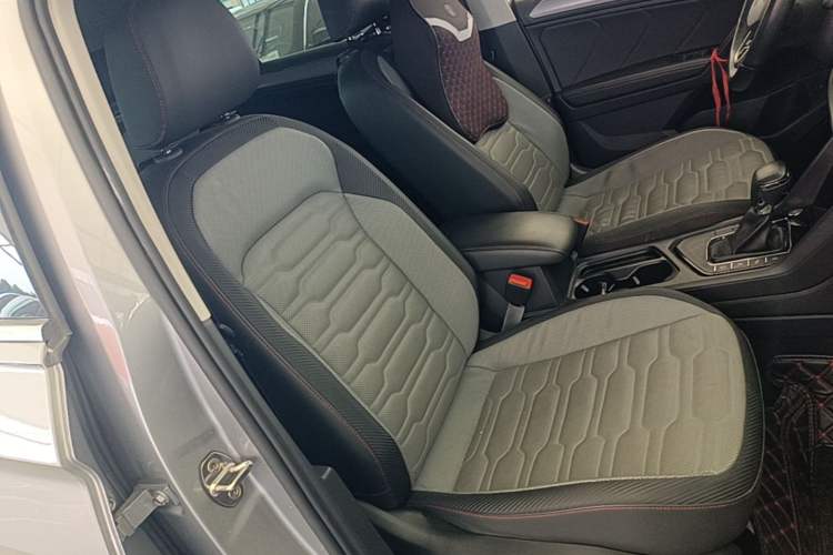 Used Volkswagen Tiguan X 2021 330TSI Two-Wheel-Drive Flagship Edition Right Front Seat