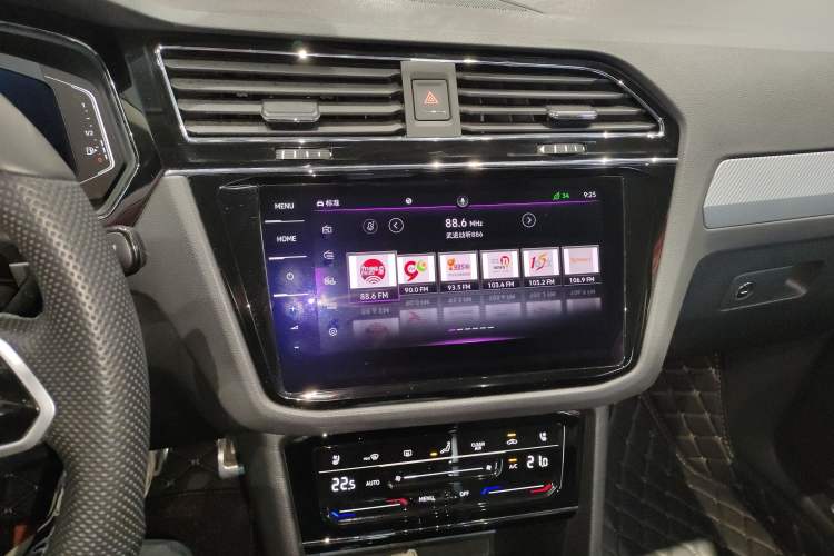 Used Volkswagen Tiguan X 2021 380TSI Four-Wheel Drive Prestige Flagship Edition Audio And AC Panel