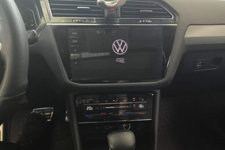 Used Volkswagen Tiguan X 2021 330TSI Two-Wheel-Drive Prestige Flagship Edition Audio And AC Panel