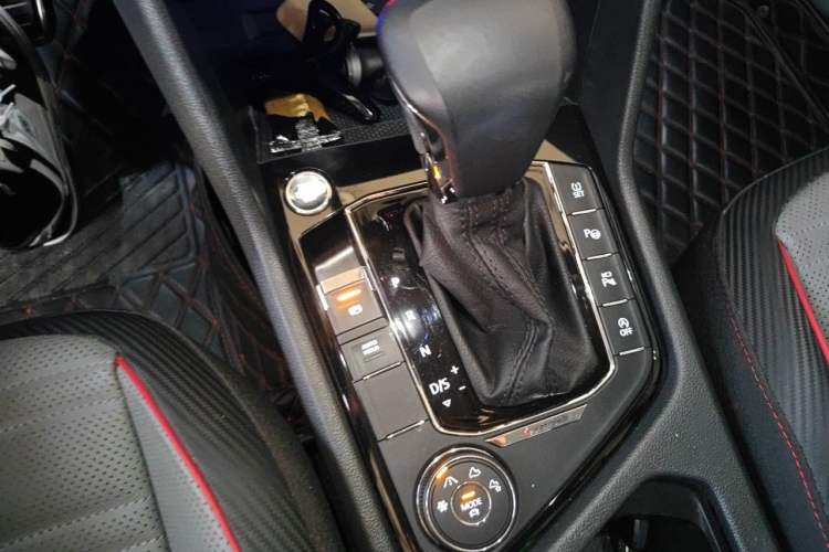 Used Volkswagen Tiguan X 2021 380TSI Four-Wheel Drive Prestige Flagship Edition Gear Lever