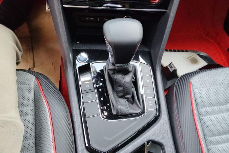 Used Volkswagen Tiguan X 2021 330TSI Two-Wheel-Drive Prestige Flagship Edition Gear Lever