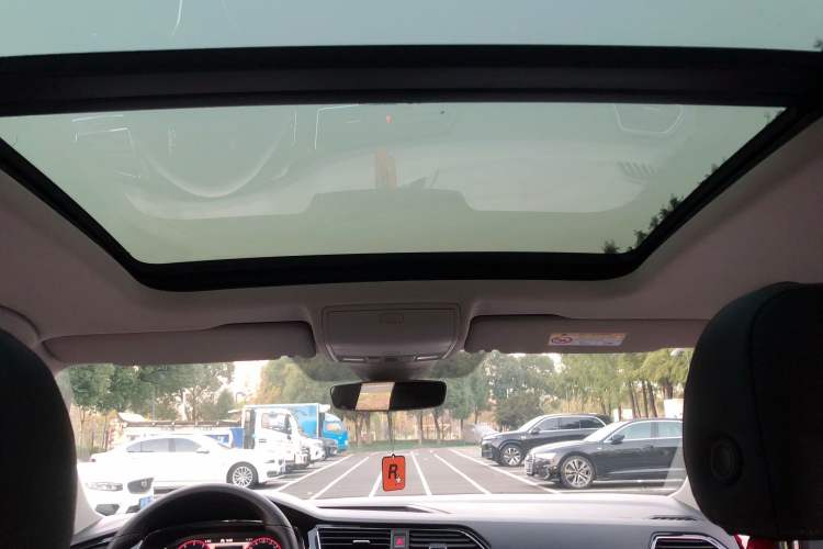Used Volkswagen Tiguan X 2021 330TSI Two-Wheel-Drive Flagship Edition Headliner